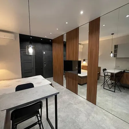Smart 14 Apartment Odesa
